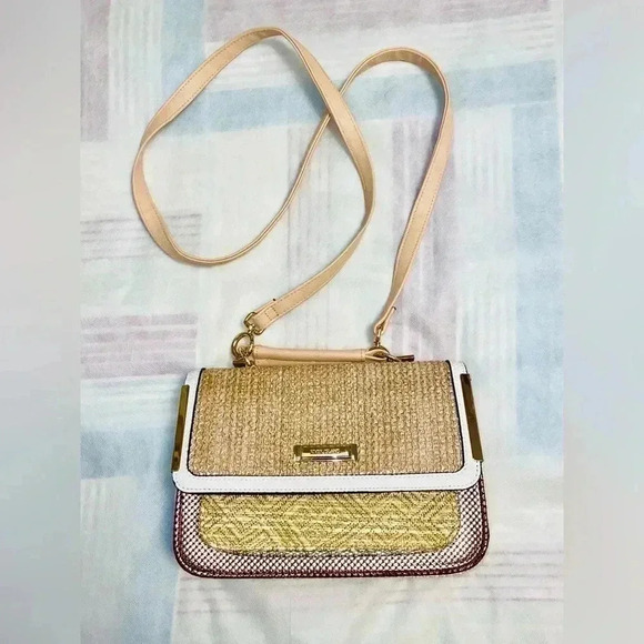 🌼  Gold-Beige Bag. River Island 🌼 - Picture 1 of 10
